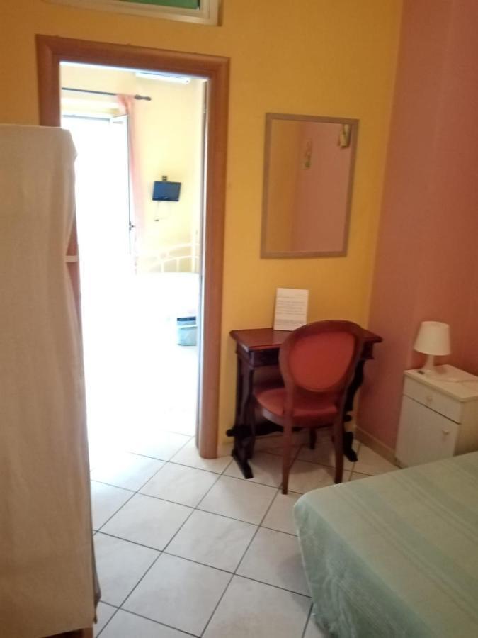 Lina House Apartment Giardini Naxos Bagian luar foto