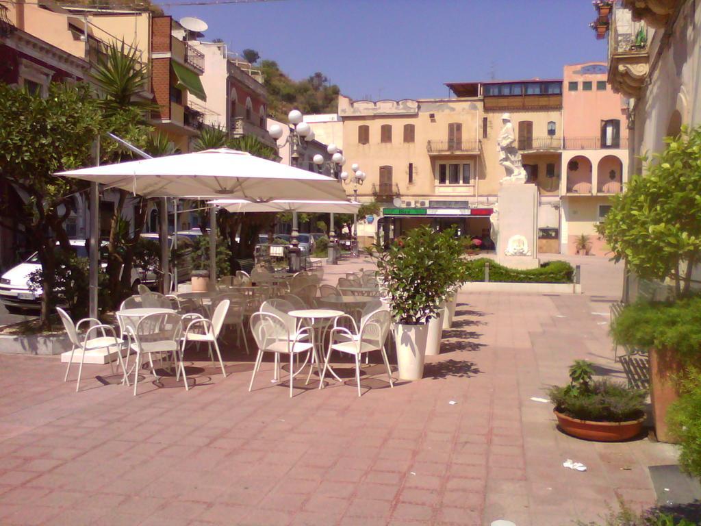 Lina House Apartment Giardini Naxos Ruang foto